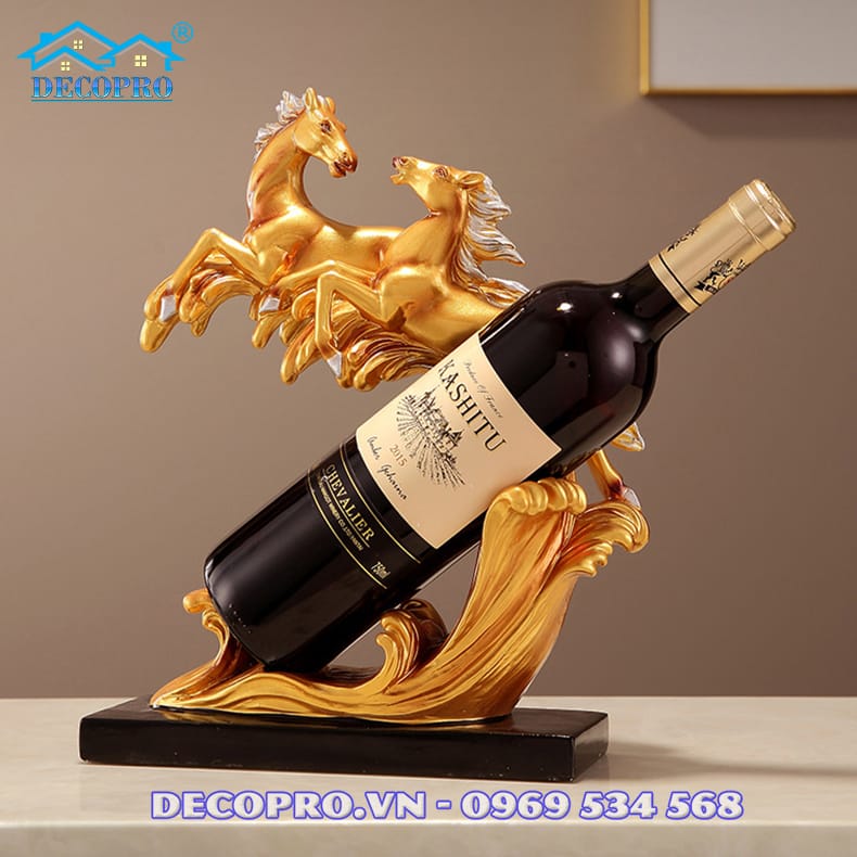 Kệ rượu vang phong thủy mang ý nghĩa tài lộc viên mãn