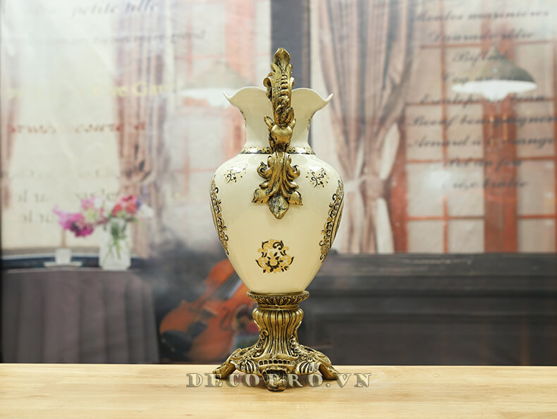 Góc chụp mặt bên