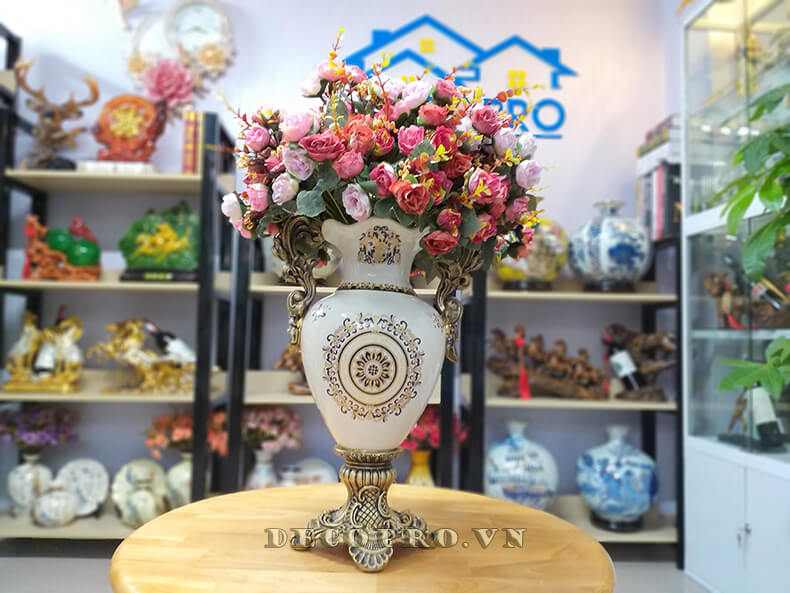 Bình hoa gốm sứ tại Shop bán đồ trang trí nhà Decopro