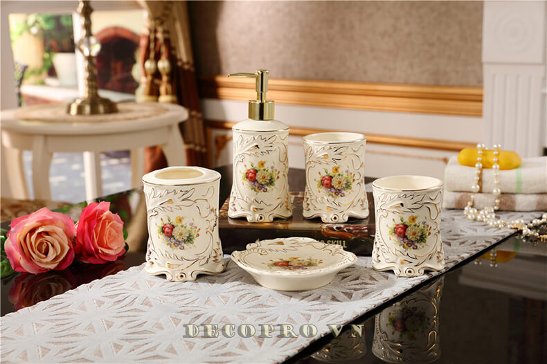 Sự tinh tế nhẹ nhàng làm nên đẳng cấp của món đồ trang trí phòng tắm
