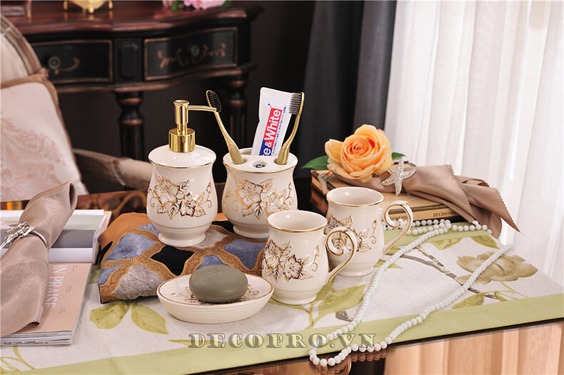 Bộ đồ trang trí nhà tắm sang trọng, đẳng cấp theo phong cách hiện đại Châu Âu