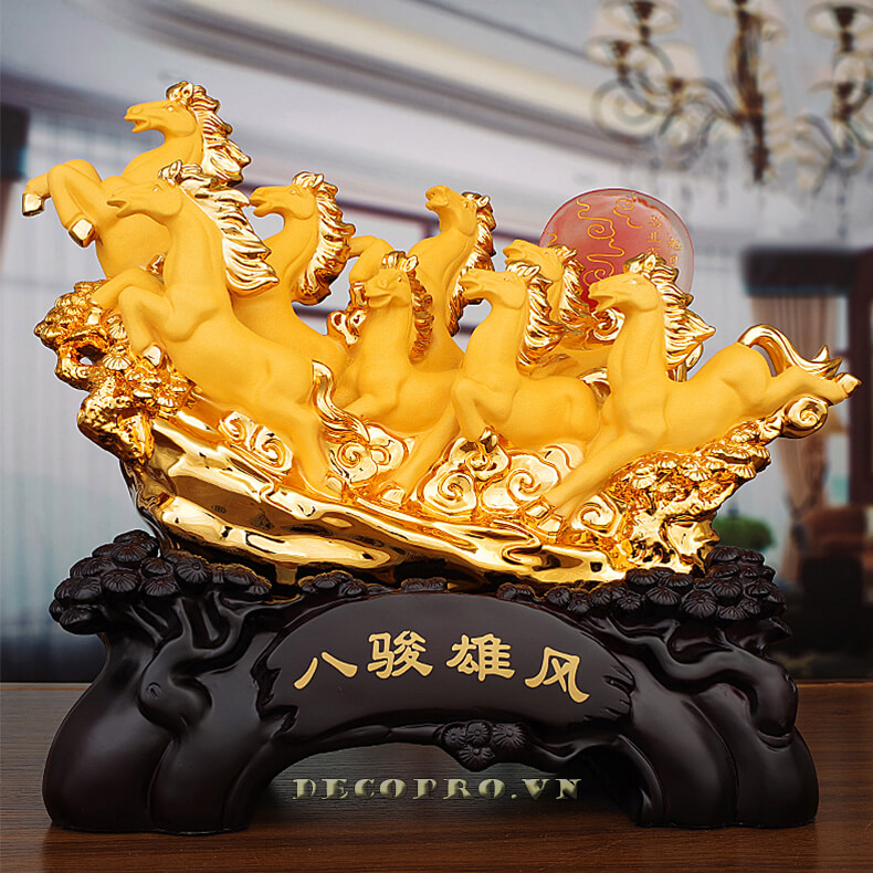 Tượng Bát Mã mạ vàng làm đồ trang trí nhà, đồ trang trí kệ tủ phòng khách làm sáng bừng không gian sống