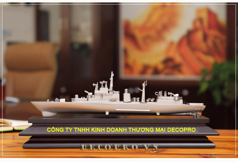 Quà tặng đối tác, quà tặng sếp làm đồ trang trí bàn làm việc sang trọng, ý nghĩa