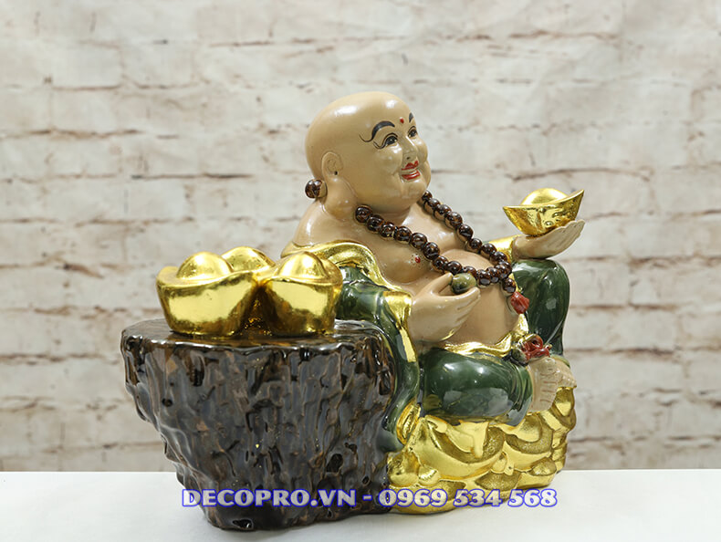 Sự kết hợp hài hòa về mặt màu sắc gia tăng tính nghệ thuật cho bức tượng