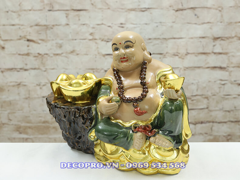 Dáng ngồi của bức tượng khoan thai man ý nghĩa cuộc sống nhàn nhã thoải mái tận hưởng những điều đẹp đẽ nhất