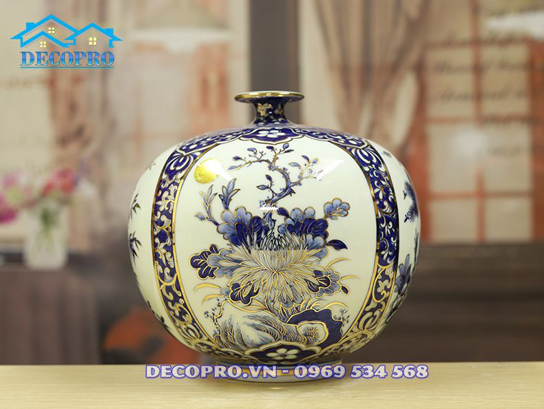Mặt hoa cúc quân tử gắn liền với mùa Thu vàng rực rỡ mang ý nghĩa tôn vinh chí lớn của vị sếp thành đạt