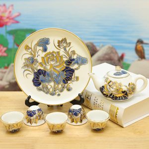 Bộ Ấm Trà Thờ Gốm Bát Tràng Vẽ Vàng 24k DT109