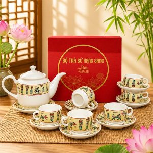 Bộ ấm chén Bát Tràng Vinh Quy Bái Tổ BAT151